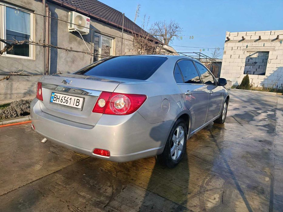 Автомобиль Шевроле Эпико в идеальном состоянии