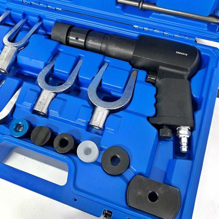 Професійний пневматичний ударний молоток з повним комплектом насадок