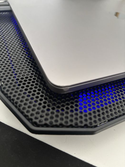 Macbook Pro M1 8gb RAM 256gb SSD 2020 touchbar