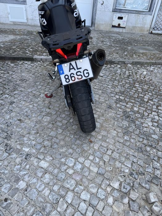 Aprilia tuareg 660