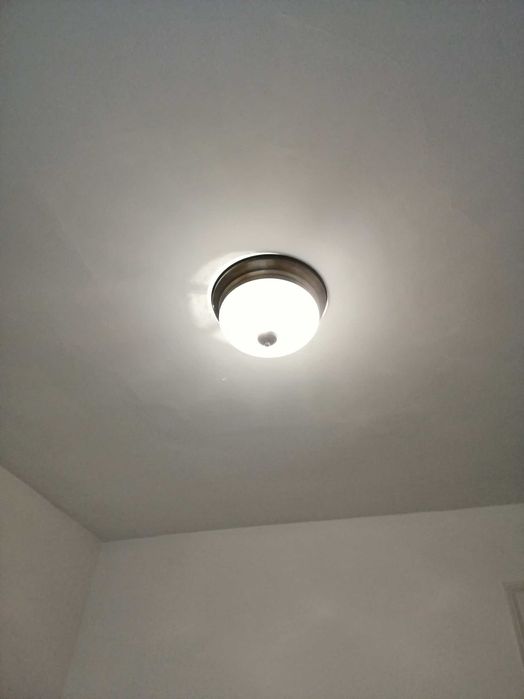 Candeeiros de tecto e outros