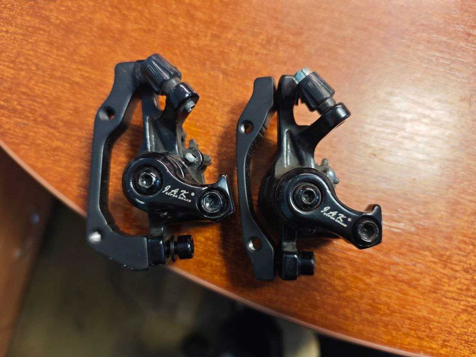 велозапчастини до 20", 26",  та універсальні