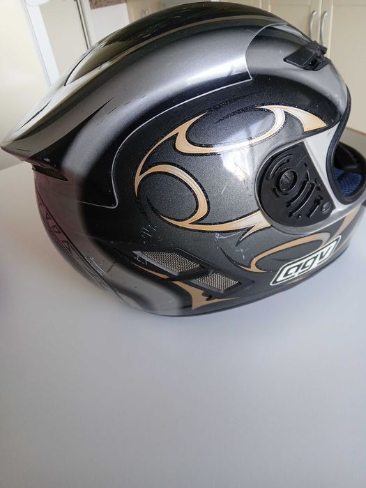 Capacete AGV cor cinza