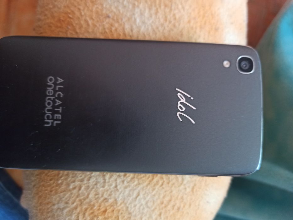 Telemóvel Alcatel Idol 3