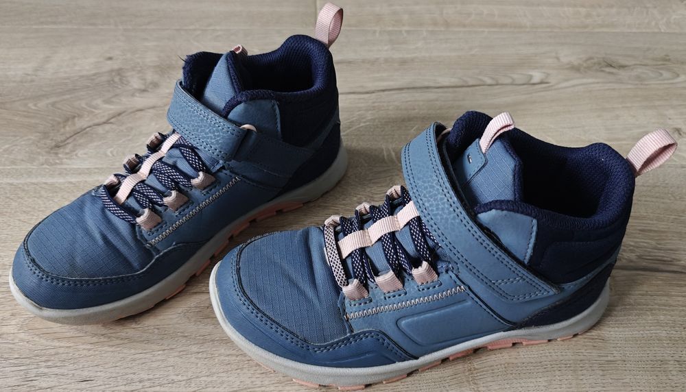Buty dziecięce turystyczne Quechua na jesień