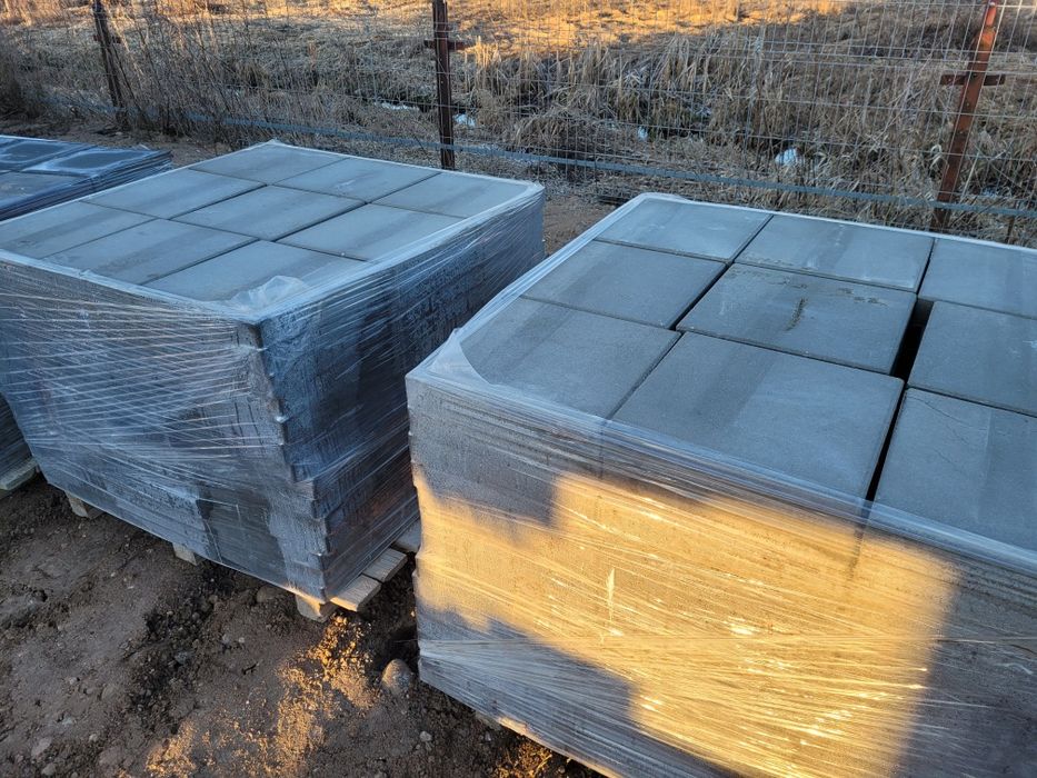 Plytki chodnikowe 35x35x5 II gat