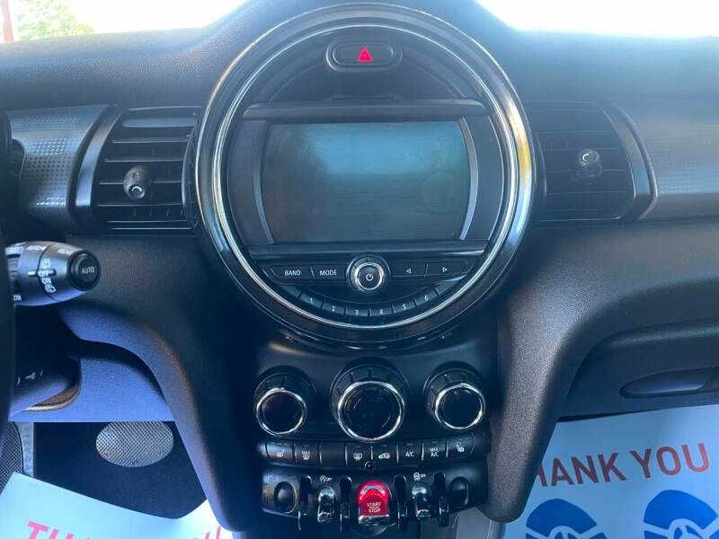 2017 MINI Cooper Hardtop 2 Door