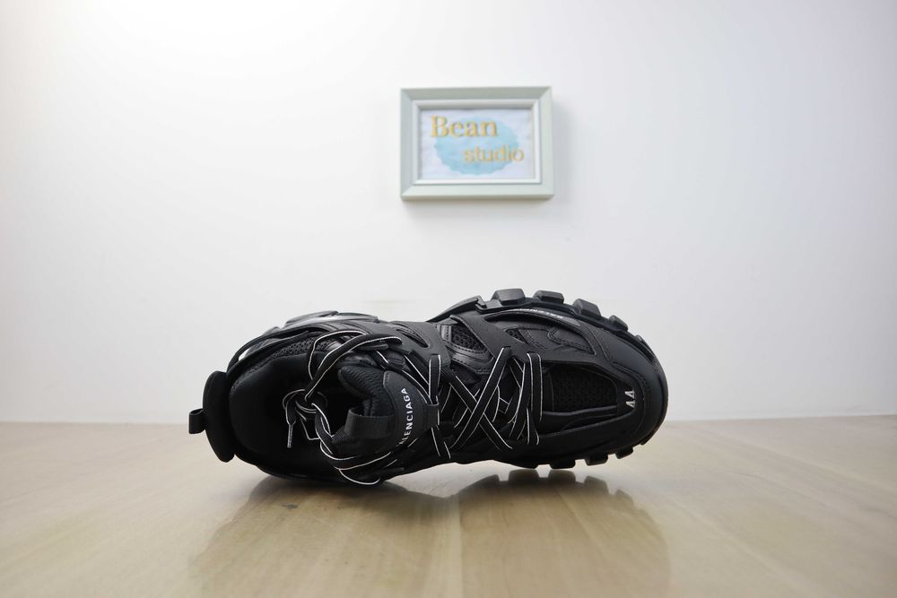 Buty Balenciaga Track 3.0 czarny nowe