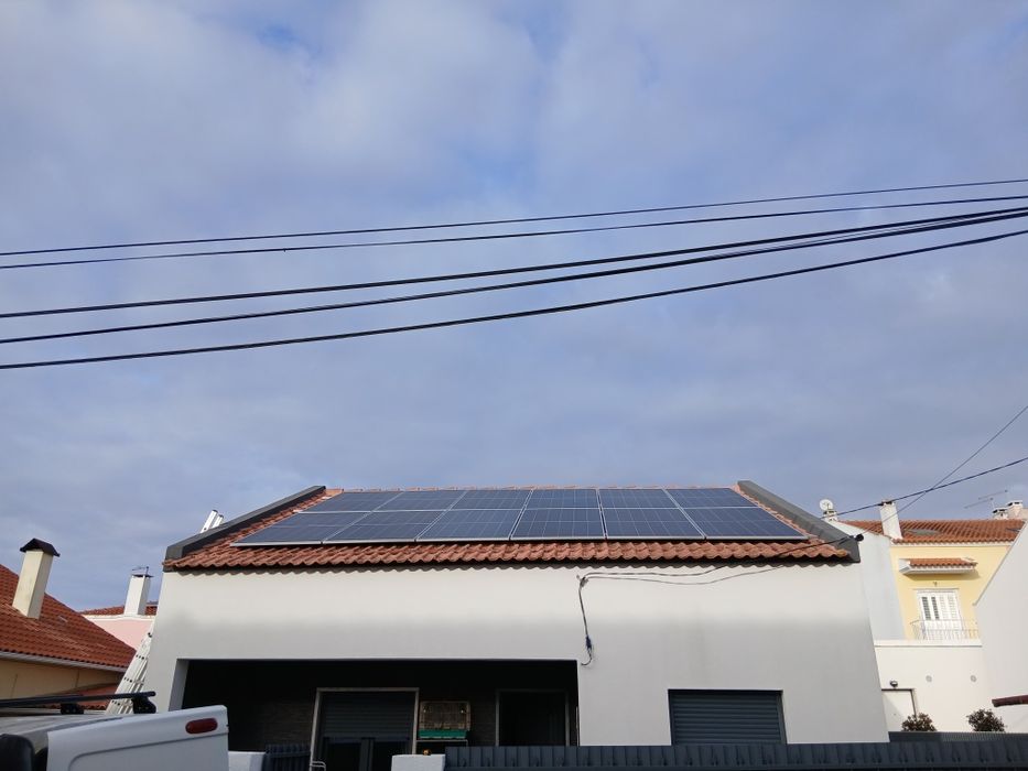 Instalação painéis fotovoltaicos