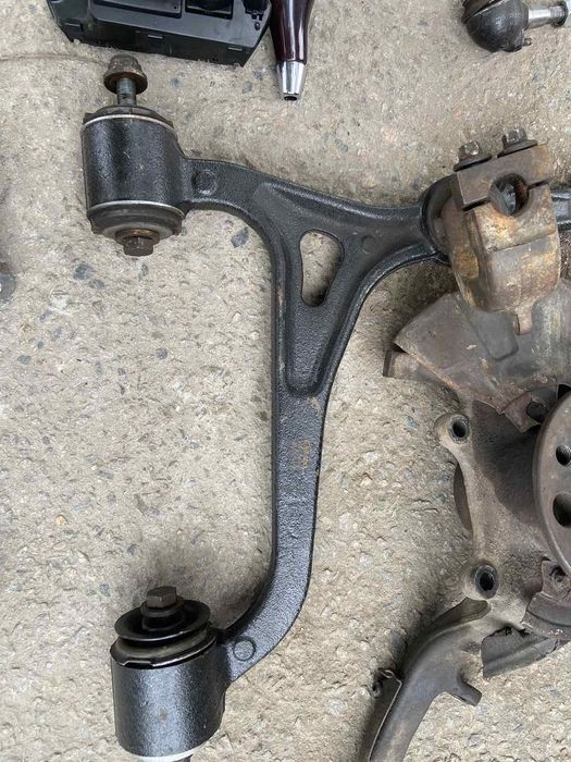 Ричаги нижні передні і Мерседес w220 4 матік