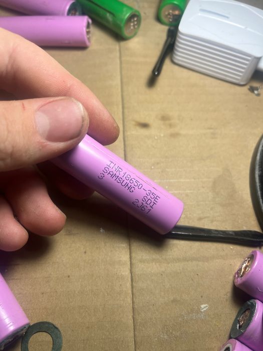 Samsung 35e 3500 mah