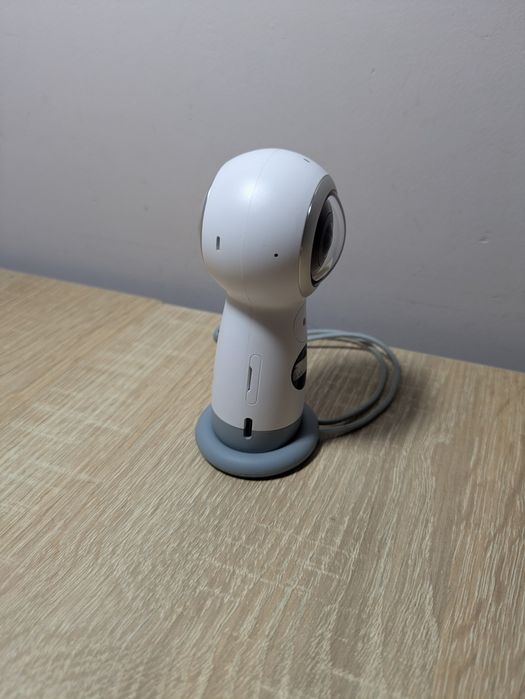 Samsung Gear 360 камера