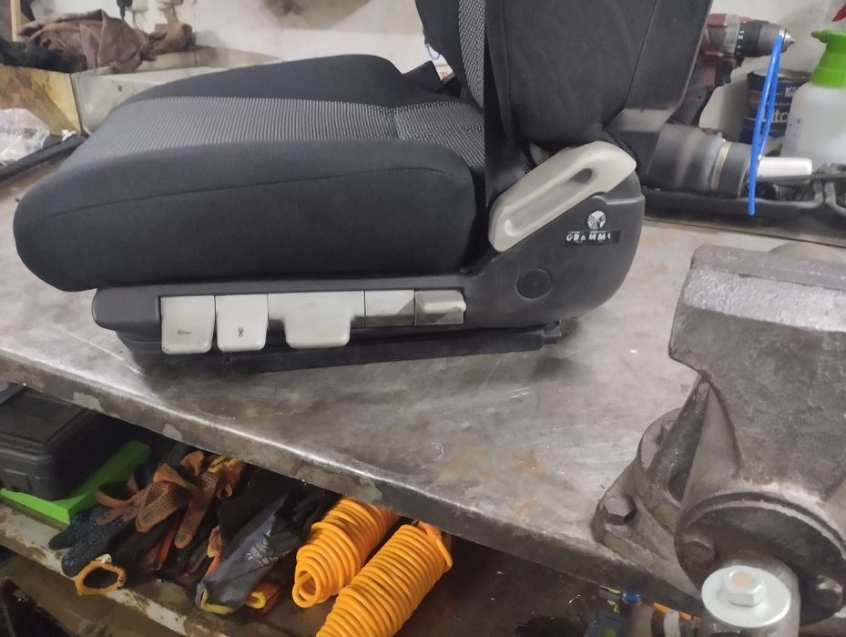 Продам пневмо сидіння пілот [pilot] Ман [Man]