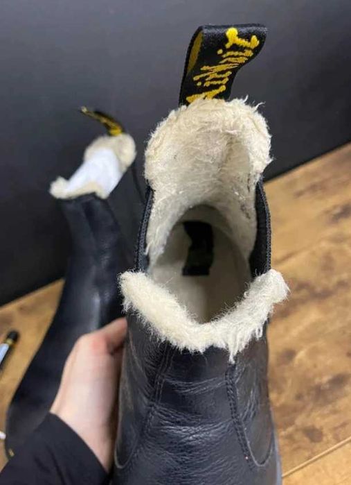 3f.Botki skórzane damskie Dr. Martens 2976 Quad