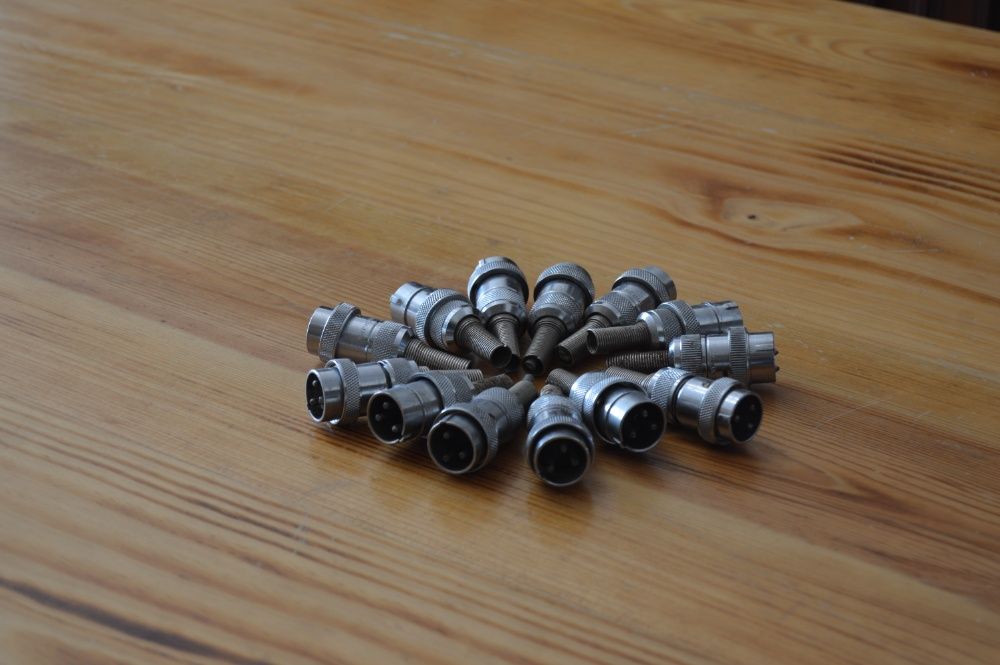 Fichas de Amphenol ACA-B