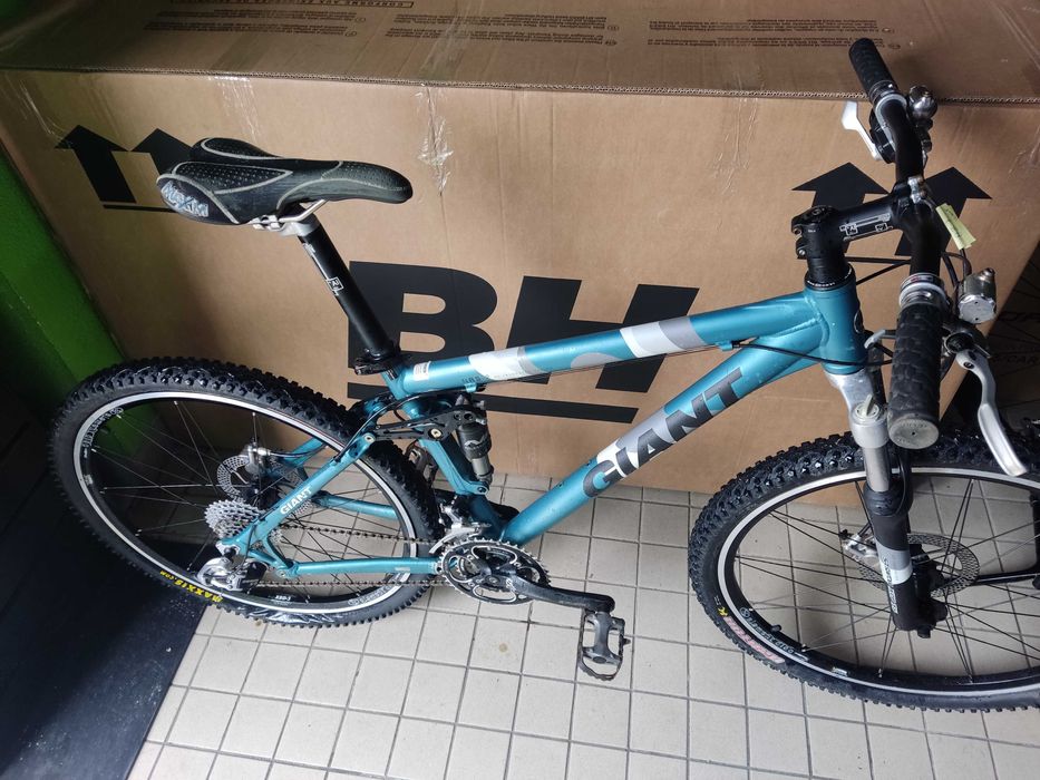 Giant suspensão total