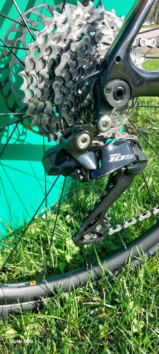 Giant Defy Advanced 1 105 Di2 2024 + Garmin Edge 530