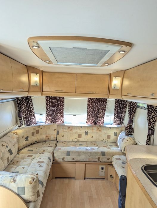 RESERVADA, Caravana Rodado duplo  ,Cama fixa  / 4 pessoas/levo ao loc