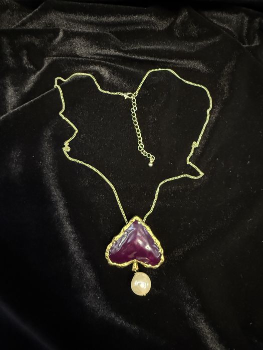 Вінтажне Кольє з підвіскою у піковій формі та декоративною перлиною