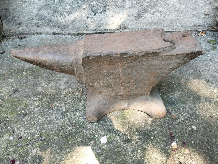 Stare kowadło kowalskie 30 kg