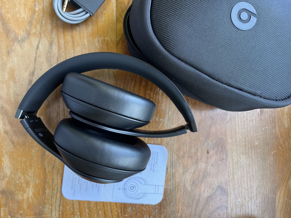 Headphones Beats Studio Pro