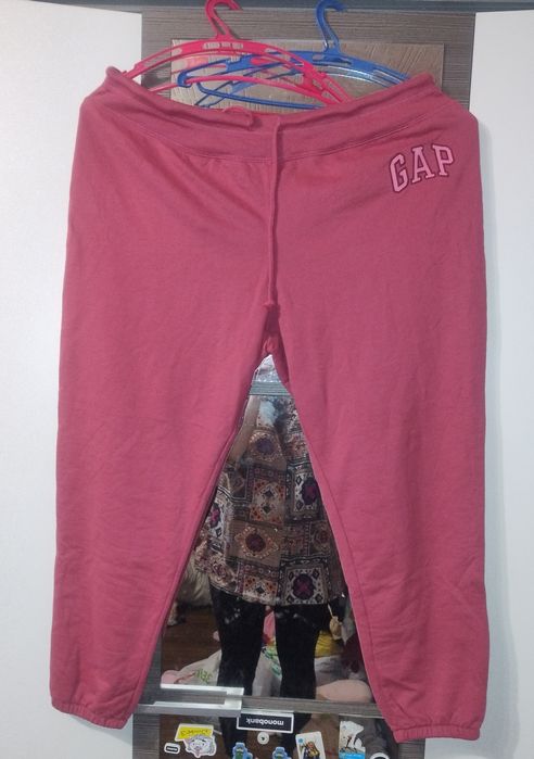 Теплі спортивні джогери GAP, на наш 54-56 рр