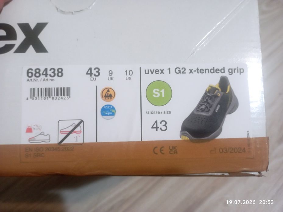 Buty Uvex 68438 rozmiar 43  wkladka 28,5 cm nowe