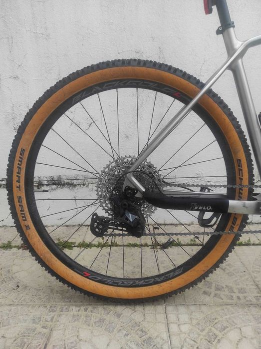 Massi Team elite carbono XL 2023, transmissão SLX, suspensão Judy