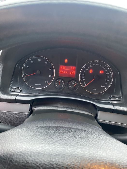 Продам  Volkswagen  golf 5  універсал