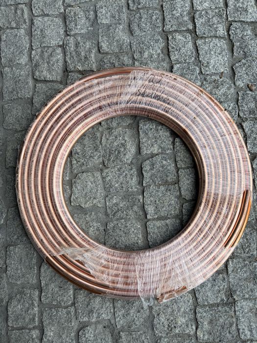 NOWY Zwój rurka miedziana 1,8cm okolo 25 metrów