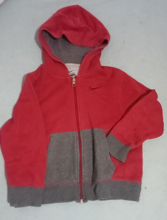Casaco Nike 6-8 anos menino