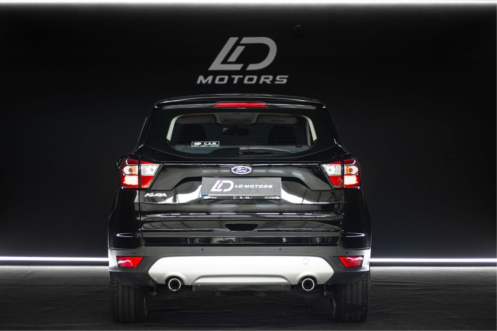 Ford Kuga 120 CV Diesel Ano 2017 ( SUV NACIONAL )