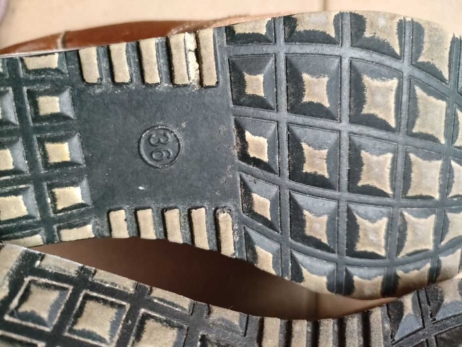 Sapatilhas com cunha