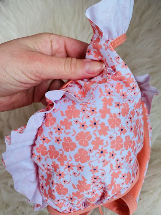 Stroj kapielowy falbanki