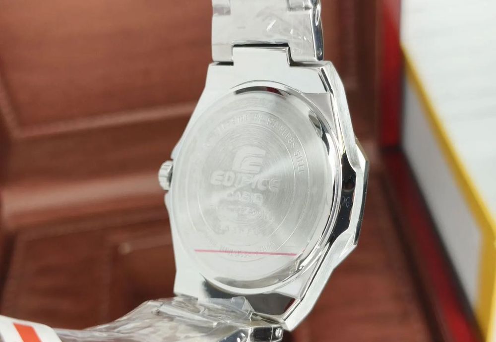 Мужские наручные часы Casio Edifice EFR-S108D