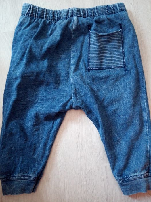 Mięciutkie joggeruy Zara 74