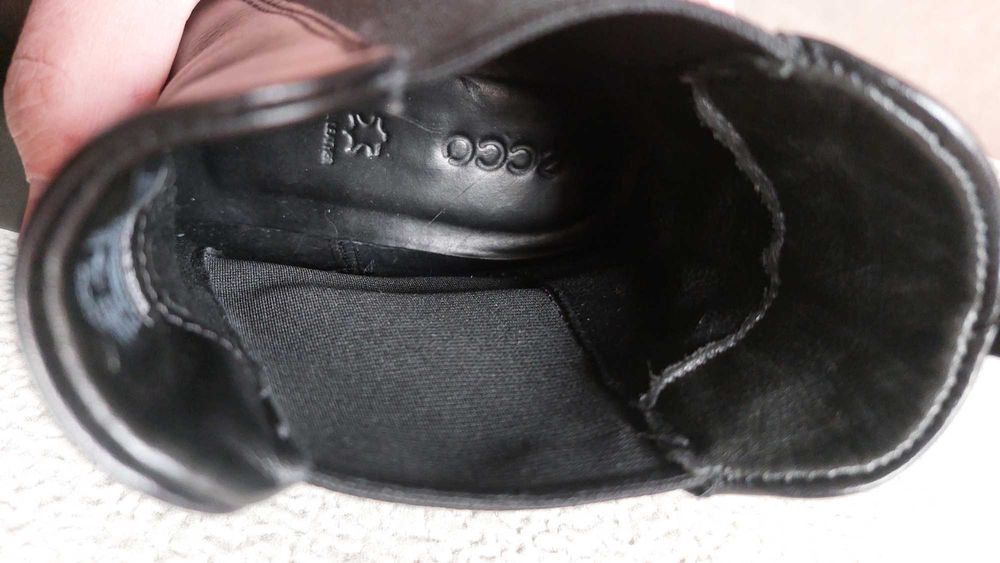 Чоботи Ecco демісезонні.