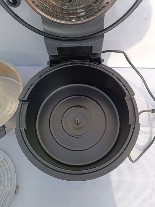 Klarstein Vendure Frytkownica uszkodzona podstawa