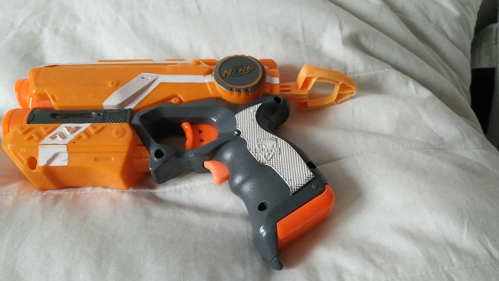Nerf   бластер с прицелом оригинал