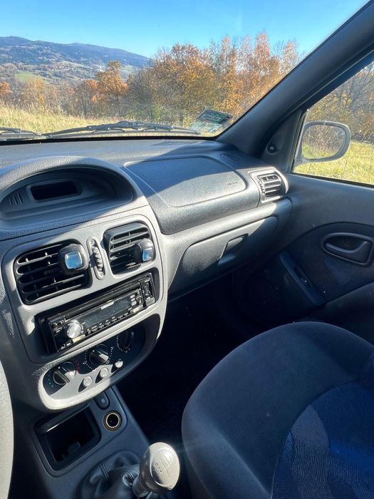 Renault Clio II białe