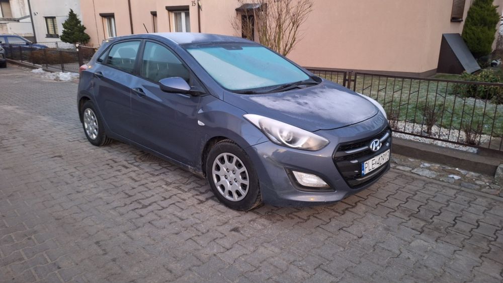 Hyundai i30 12r 1.4 benzyna