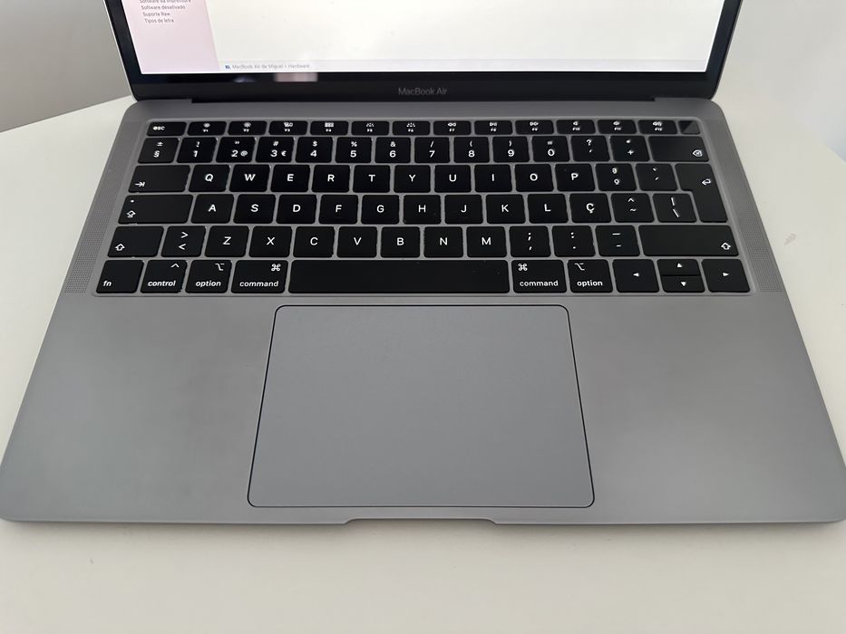 MacBook Air 13,3 Polegadas - Cinzento Sideral