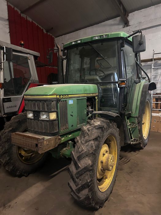 Ciągnik John Deere 6200
