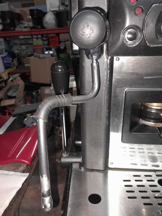 Maquinas de pastilha de café industrias com caldeira de vapor e água.