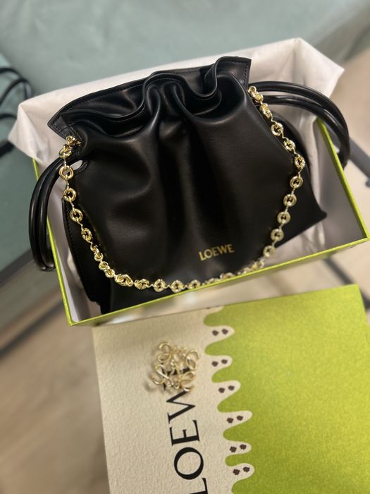 Продам сумку loewe flamenko