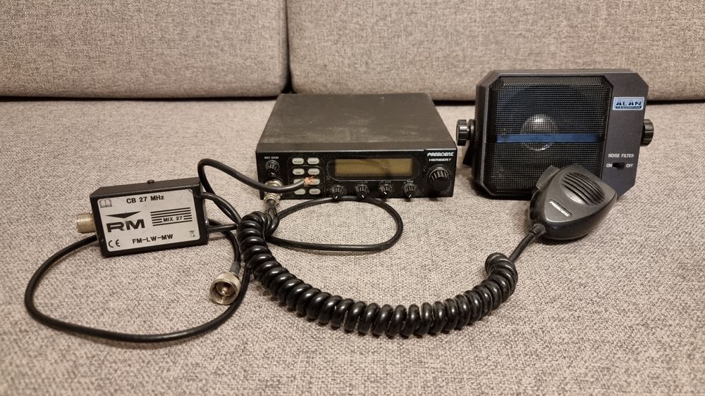 Radio CB PRESIDENT HERBERT - zestaw ze spliterem i głośnikiem zewn.
