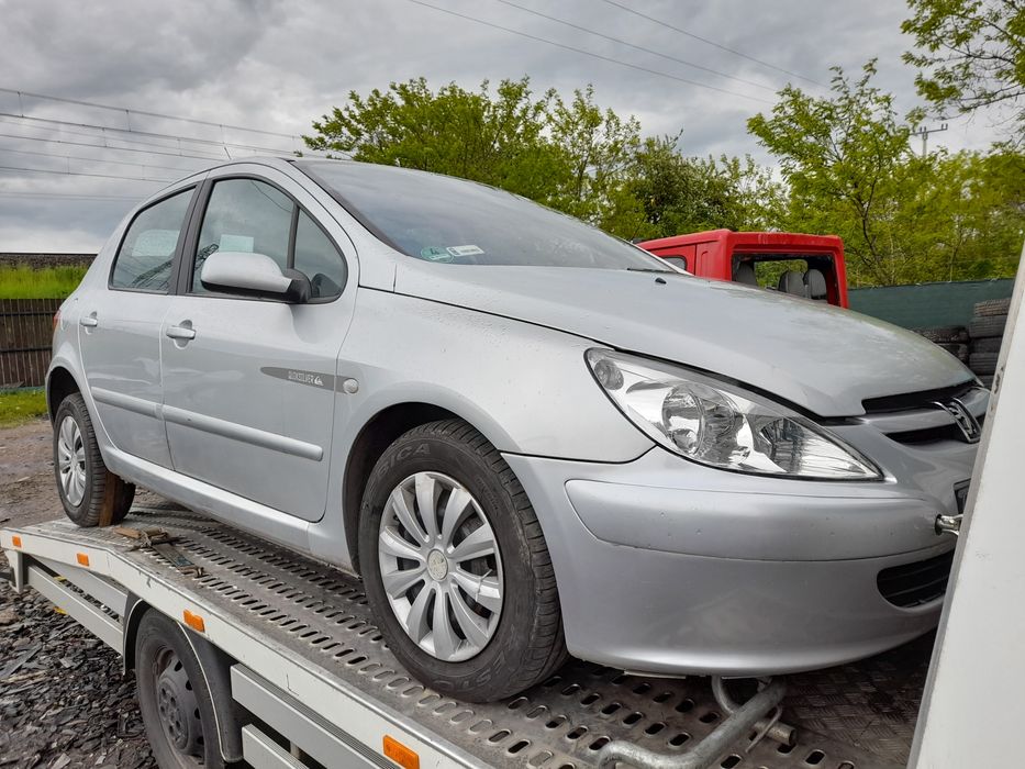 Peugeot 307 1.6hdi 2005r na części