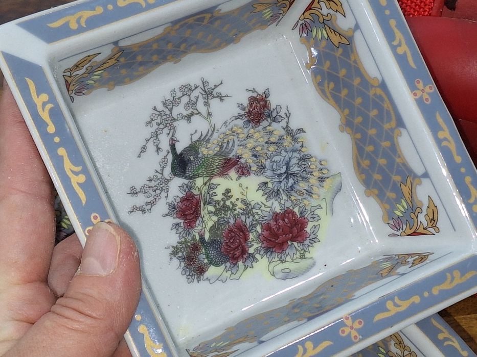 Sprzedam porcelana porcelanowy zestaw ręcznie malowany PRL retro