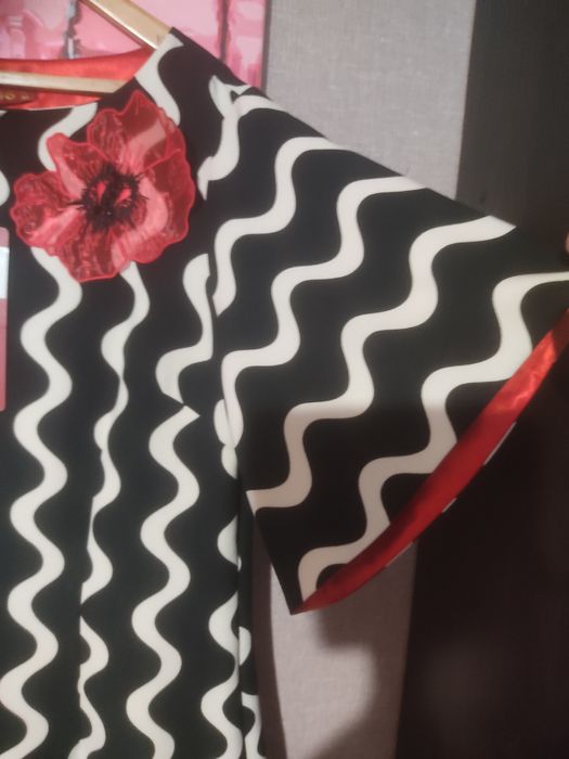 Жіноче плаття для свята