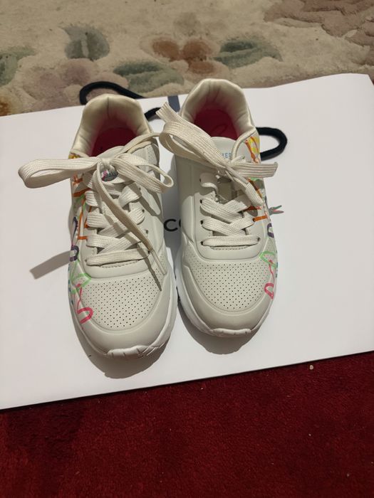 Кросівки Skechers для діачинки 32 розмір
